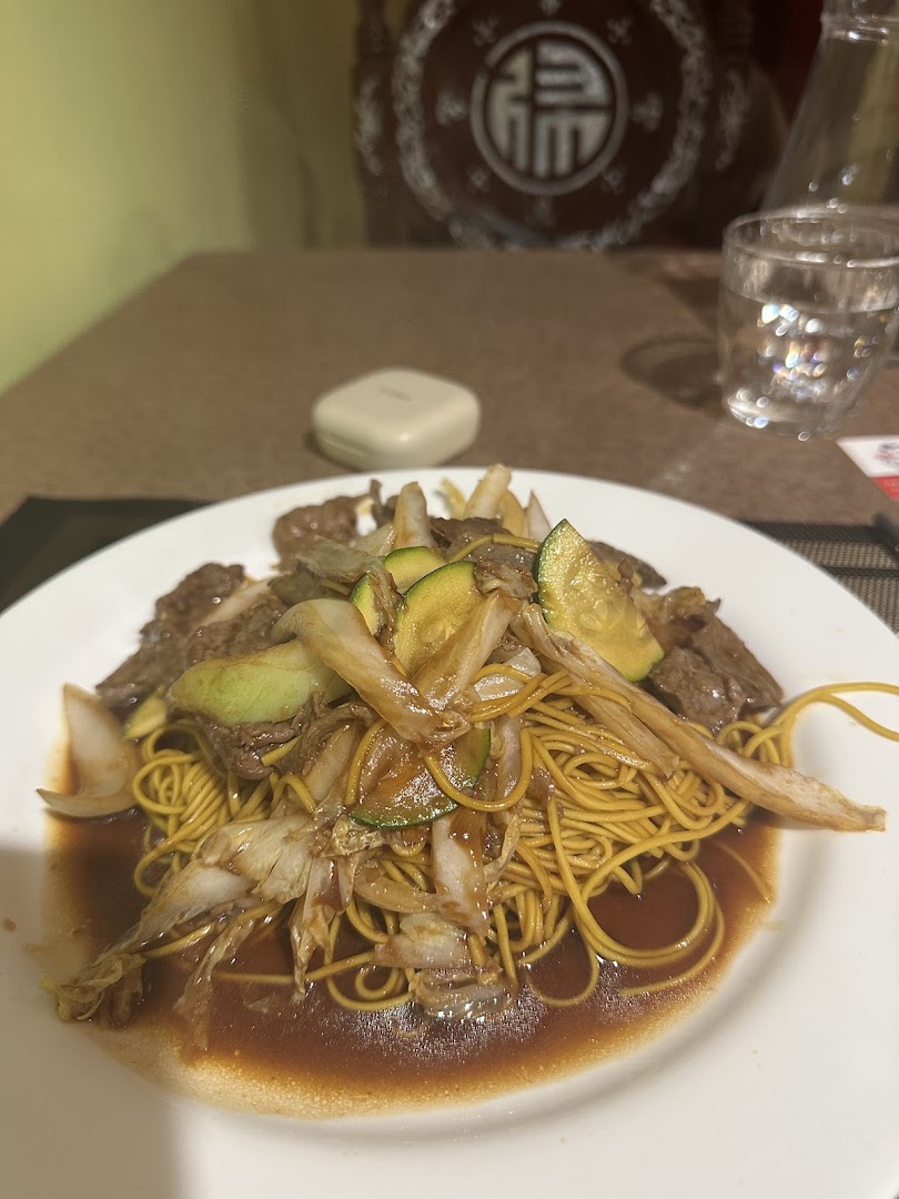 Des nouilles au bœuf et aux légumes